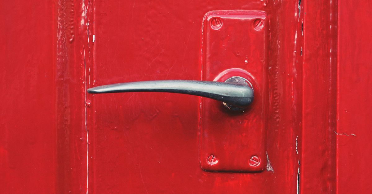 locksmith unlocking front door — Brooklyn Heights Locksmith