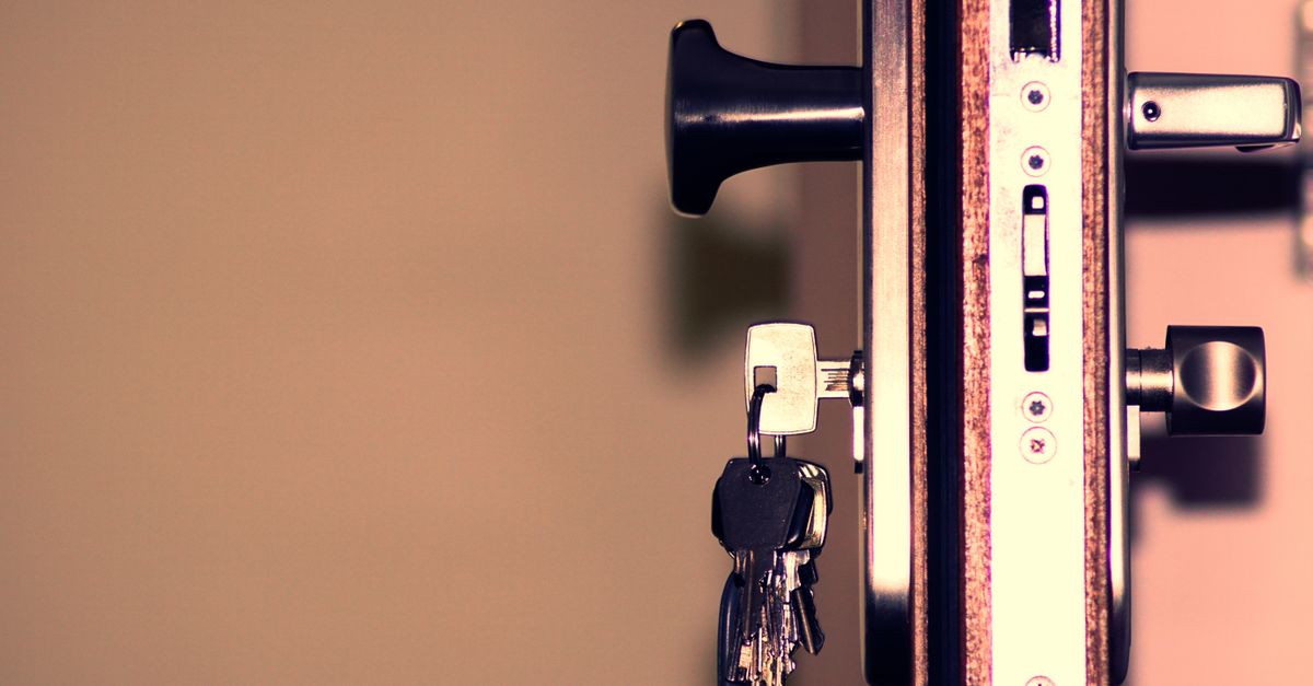 Smart Lock Not Responding? Troubleshooting Before You Call a Locksmith — Brooklyn Heights Locksmith