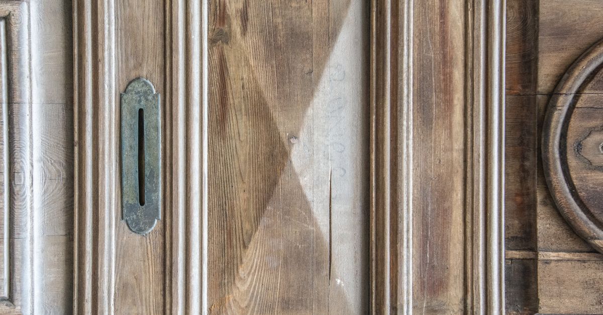 front door lock key — Brooklyn Heights Locksmith