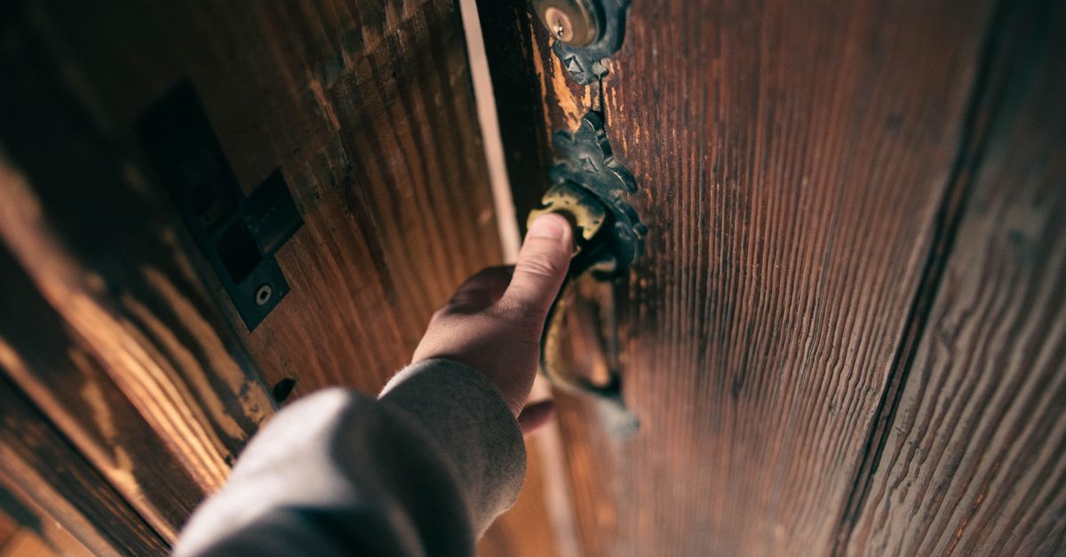 front door lock key — Brooklyn Heights Locksmith